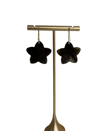 Natural Shell * Black Pulmeria Earring