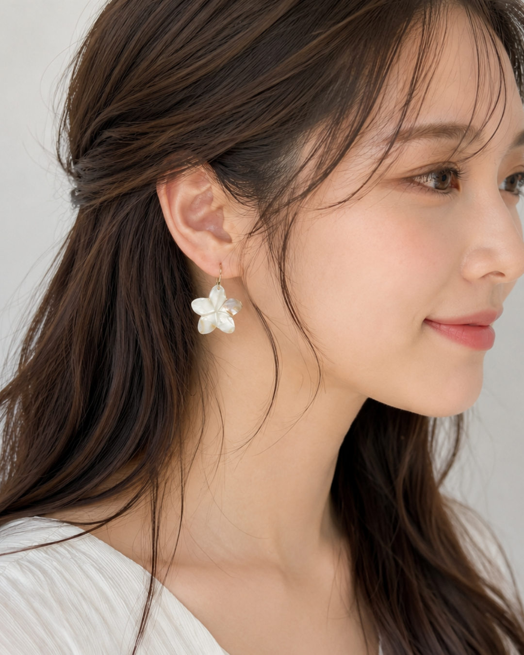 Ocean Pulmeria Earring